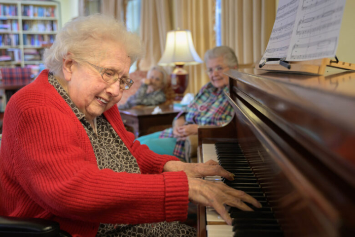 Piano Playing at the Scottish Home