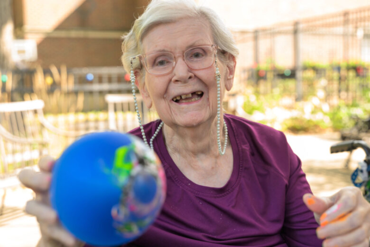 Resident Balloon Painting Activity