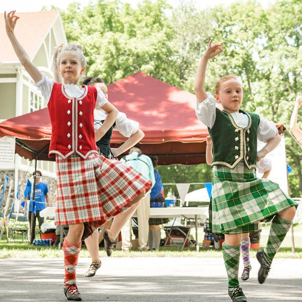 Thistle and Heather Highland Dance Lesson